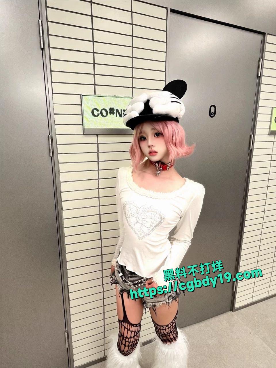 推特精神小妹 ay5568125877628    24