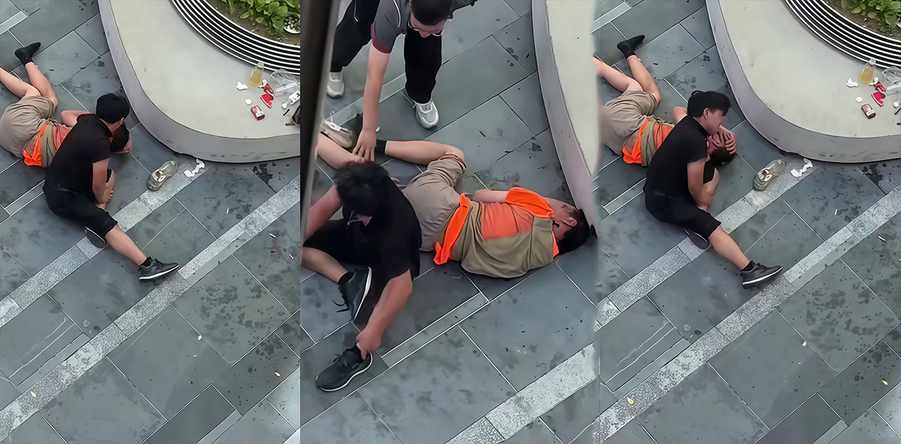 UFC北京分赛站 黑衣男吃东西弄的满地垃圾 环卫工说了几句就开始殴打环卫工