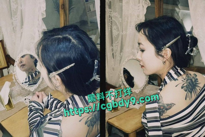 抖音lee李李 纹身师店老板娘性爱视频流出2 (2).jpg