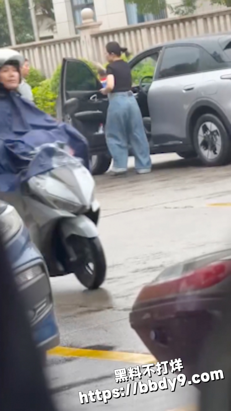 福建三明保安扇女子耳光3