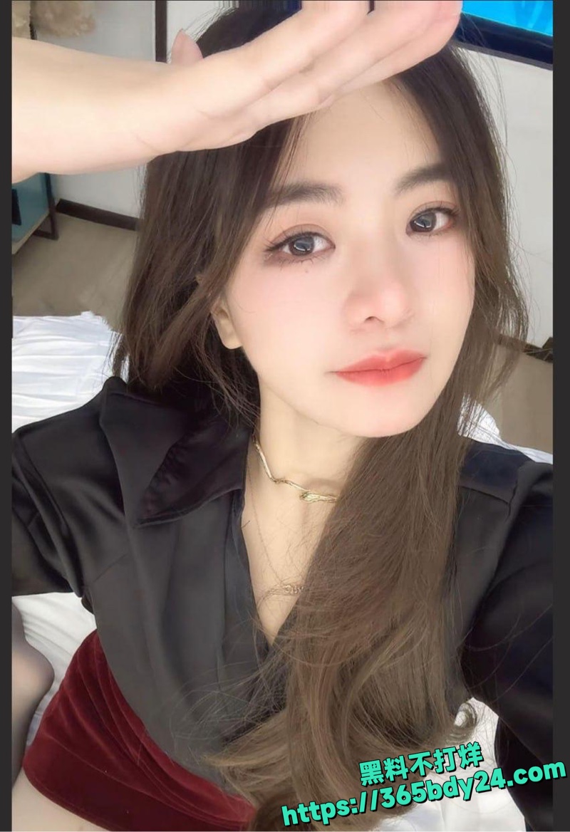 深圳懿德轩76号女技师私拍5