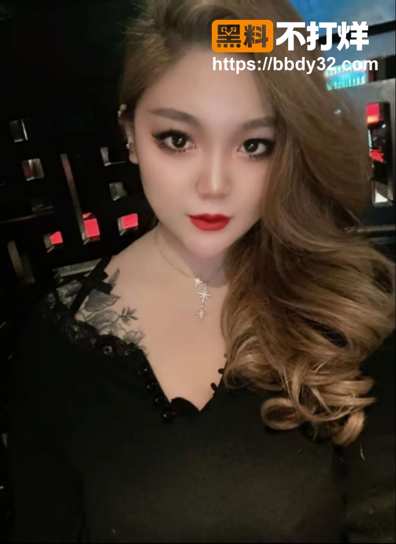 黑龙江抖音大奶纹身徐芳怡2