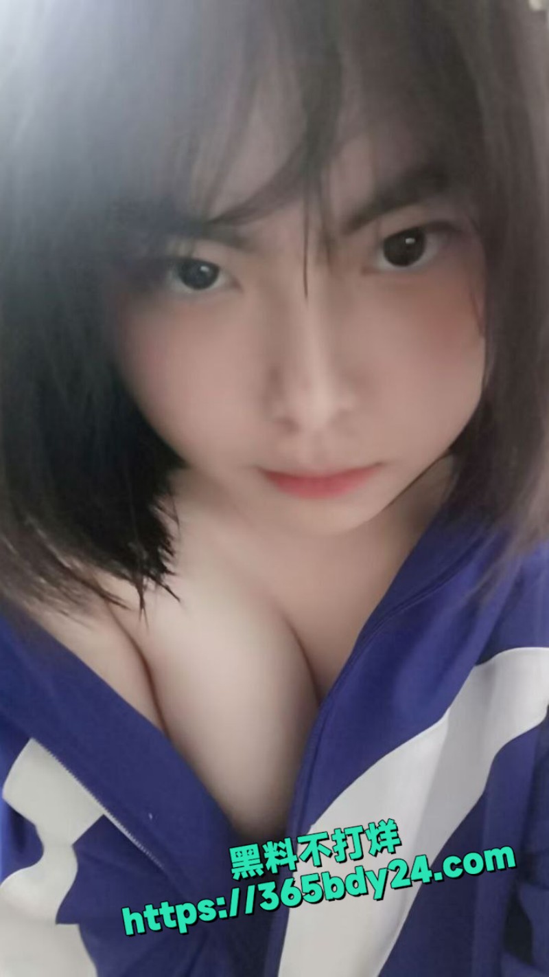 曝光大奶母狗于玟倾 9