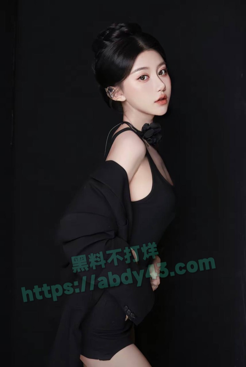 抖音网红博主33在这4