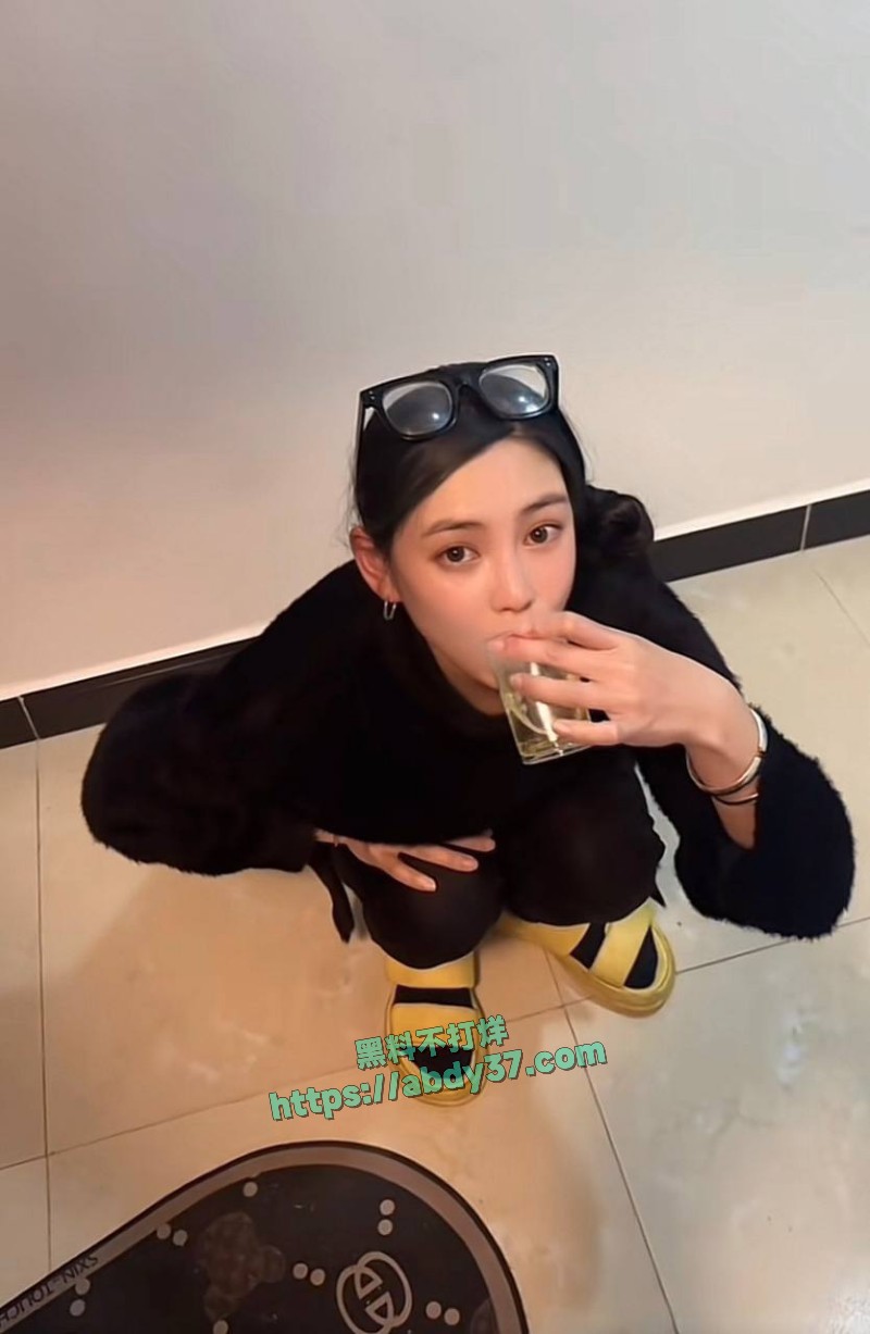 云南普洱女网红16