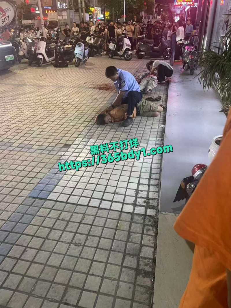 上寮电商园斜对面砍死人了1