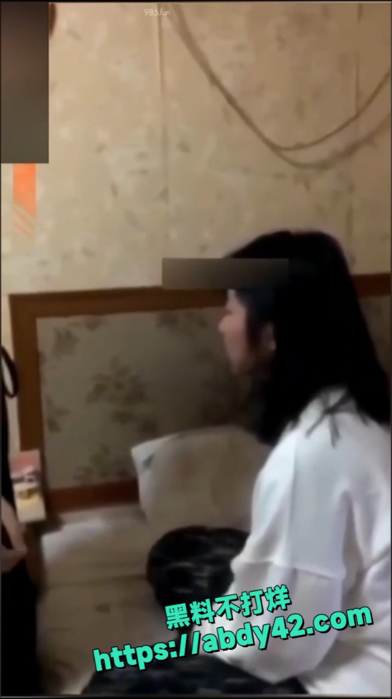 小个子女生被欺负 3