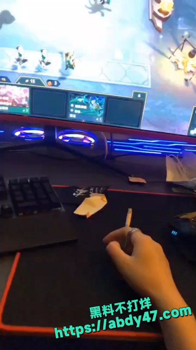 湖南大学生溜溜  2