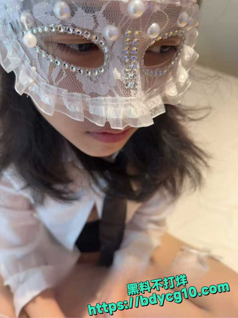 少女时代C罩杯20岁处女女大学生1