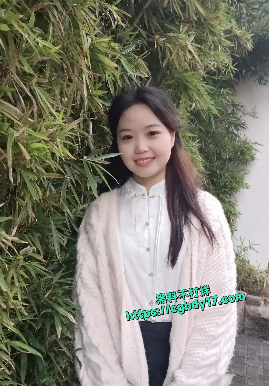 甘肃反差婊眼镜骚妹于雪 自慰抵押视频真情流露29