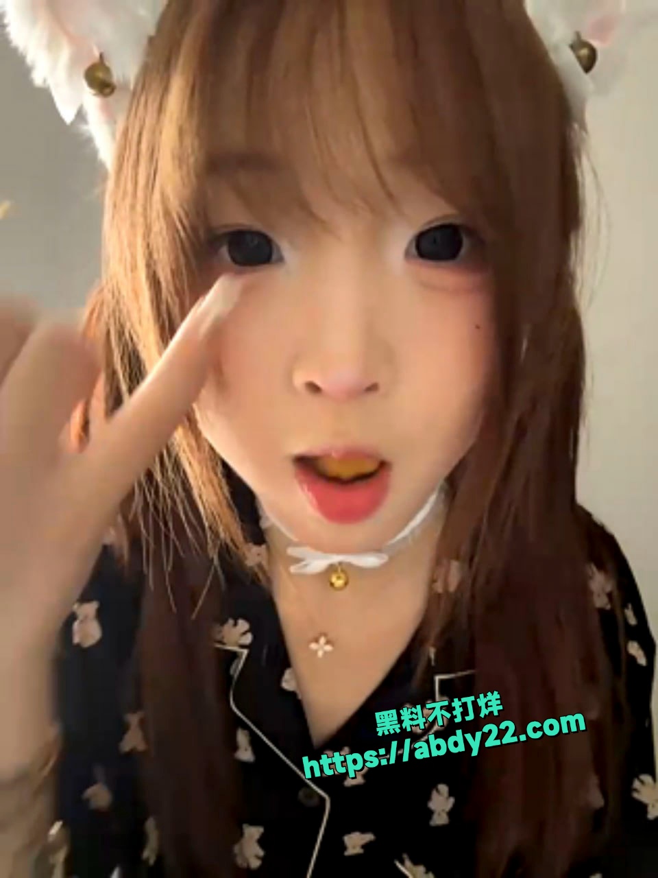 ST站顶级萝莉福利姬lelebaybay 1