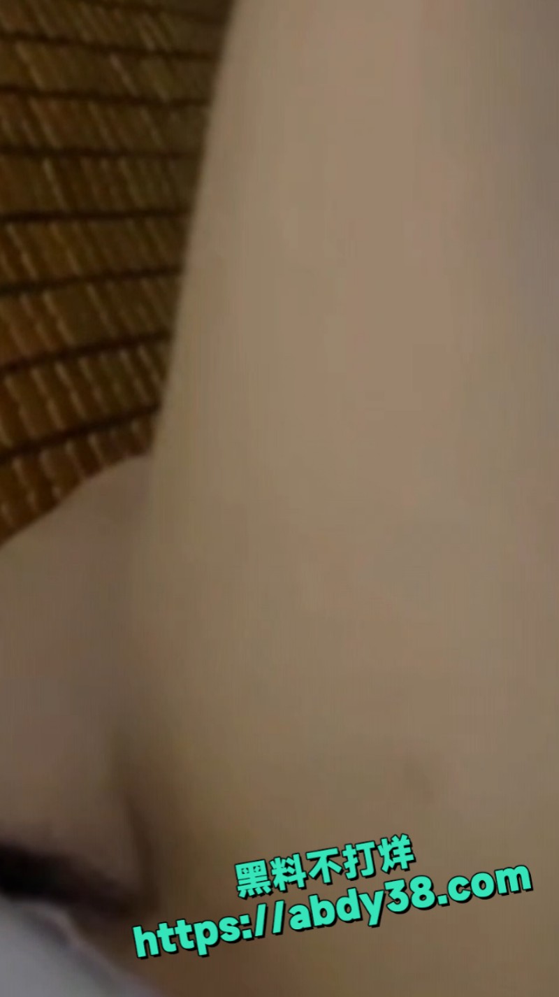 少妇女主播吴珊云 6