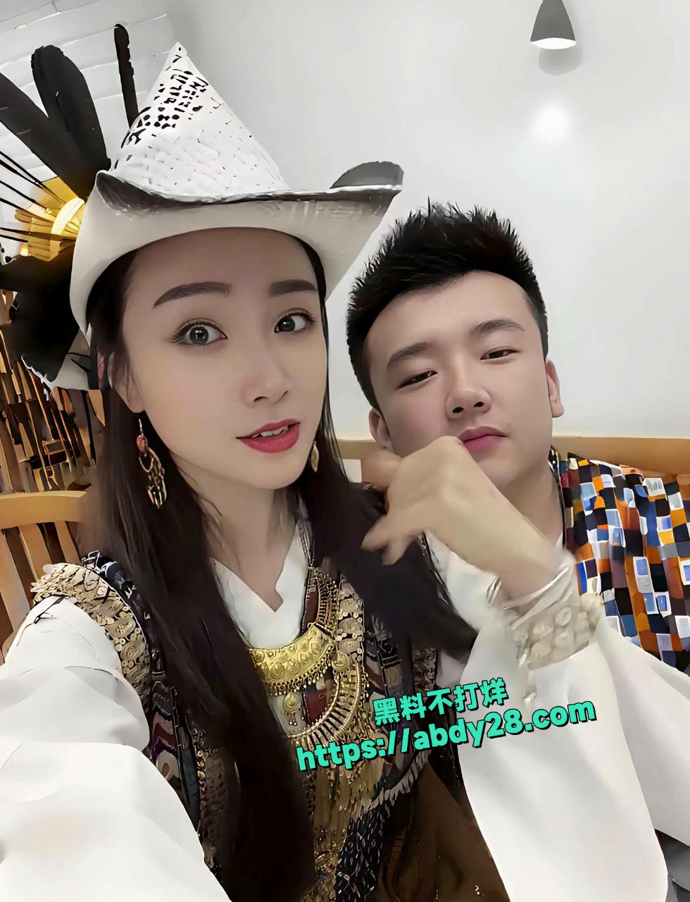 网红木森出轨徒弟小媛 24