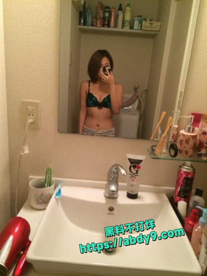 台湾黑皮美女不雅自拍曝光 11