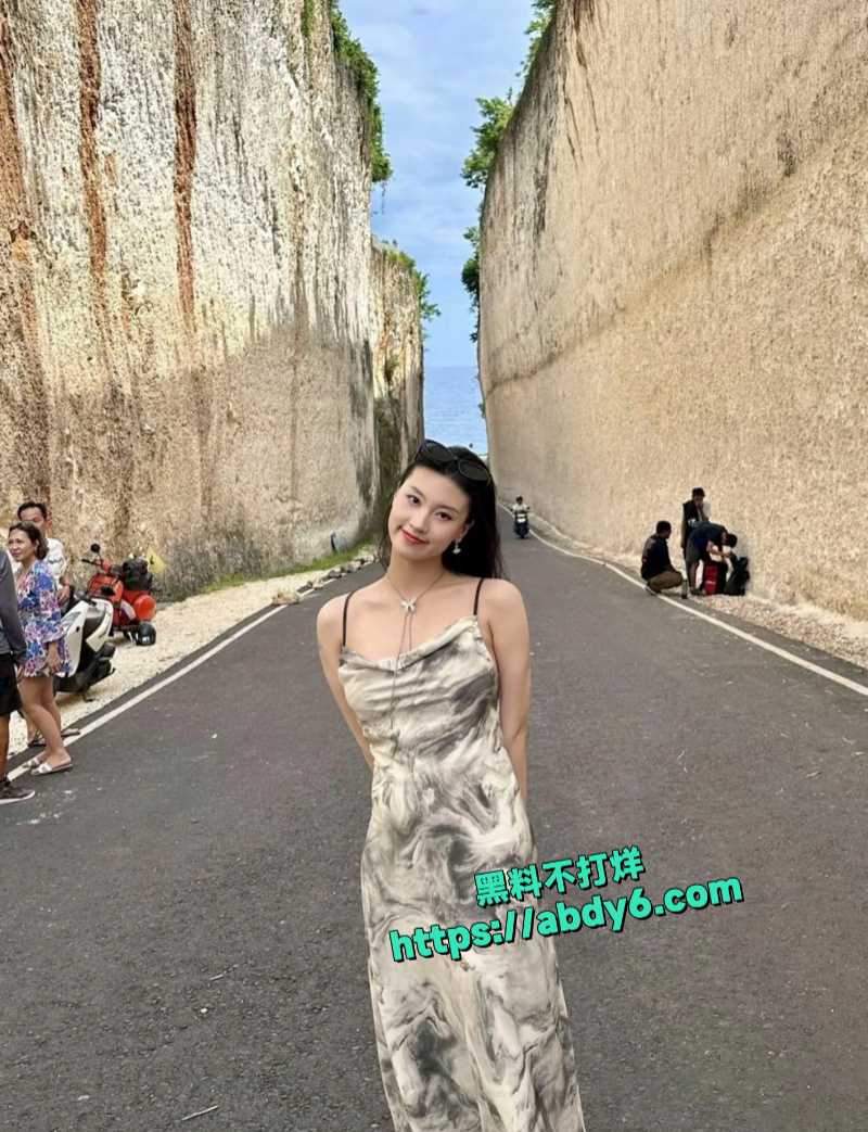 中央民族大学李亦甯性爱视频曝光 6