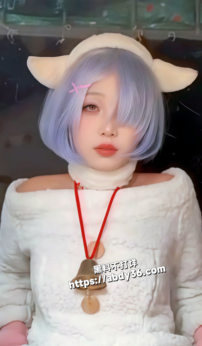 网调极品短发大三学生妹.jpg2