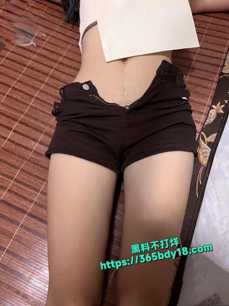 海角大神堂姐的小跟班最新作品 3