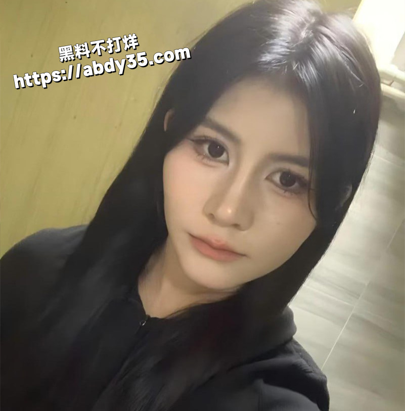 云南师范大学清纯女生.jpg6
