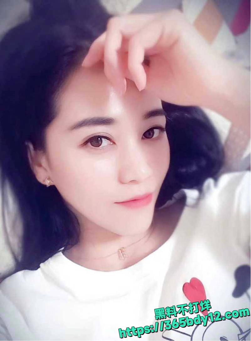 房地产销售员赵小姐居家激情性爱7