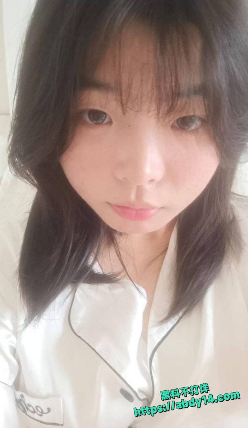 江苏盐城清纯学生妹周欣怡1