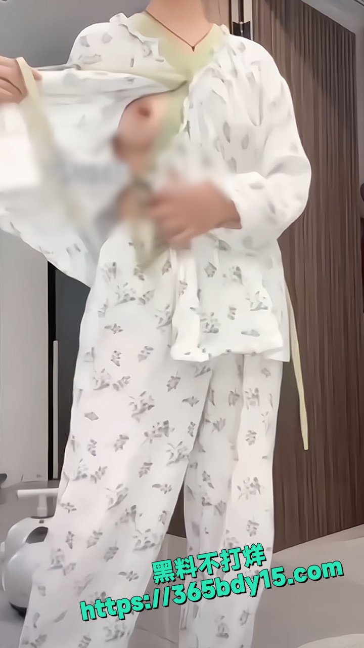 抖音女主播小海牙 8