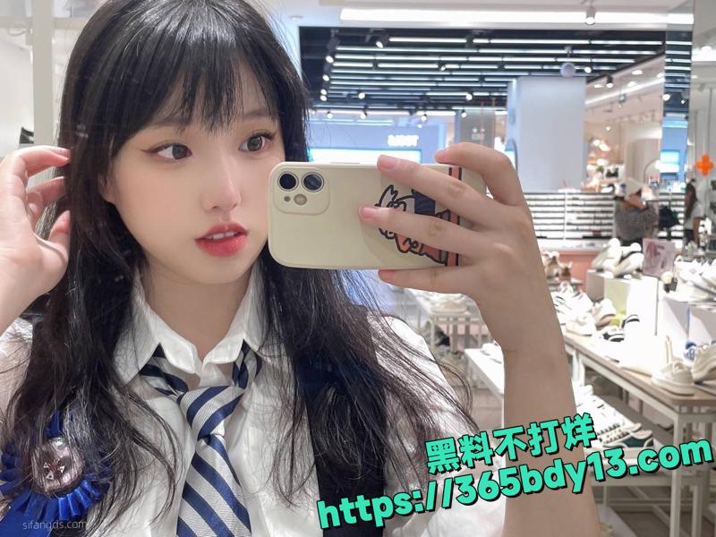 反差学生妹高颜值极品尤物1.
