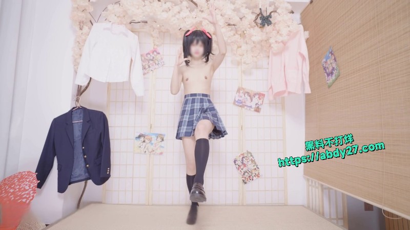 JK制服埋导演裸舞5