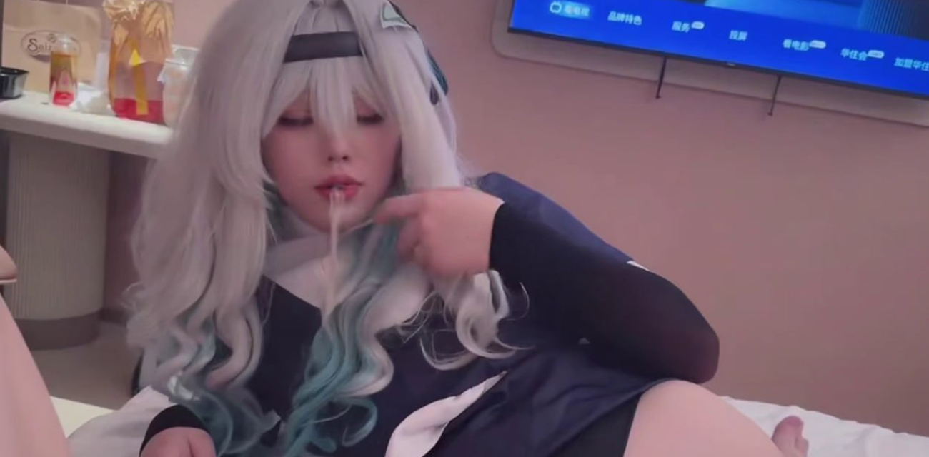 叫我koko 推特男娘 吃屁眼后拔出精液套 还有给人舔脚 高能片段流出