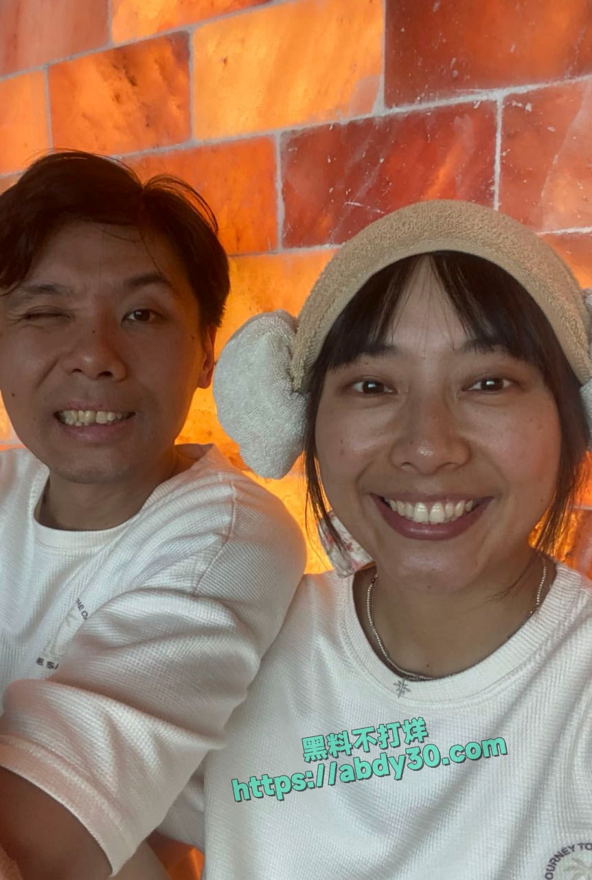 变态男子在公司强吻女同事 12