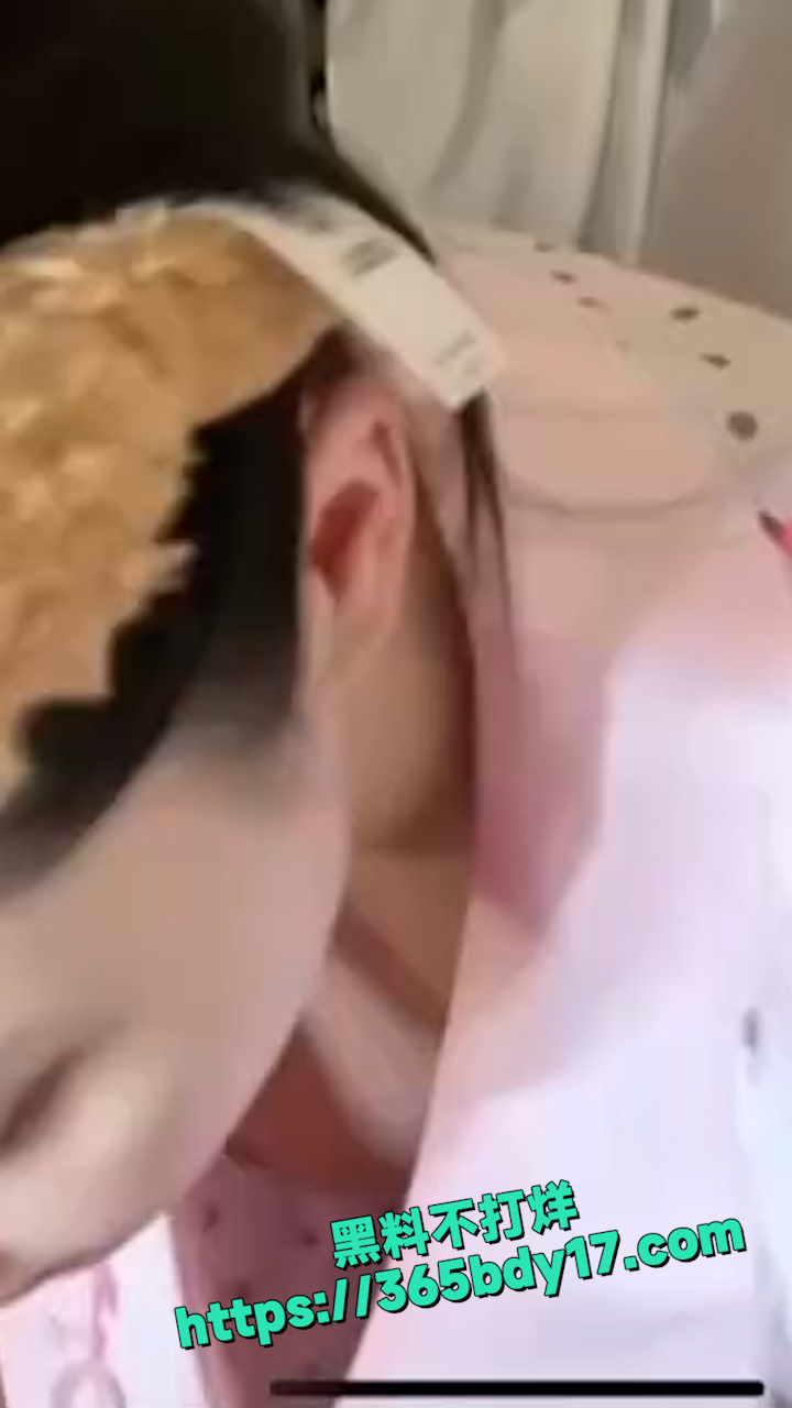 竖版模版.00000401.Still180