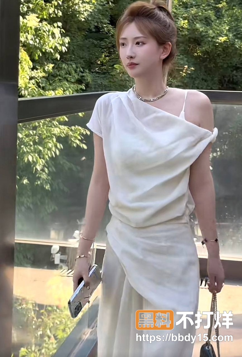 女网红出轨堂弟29