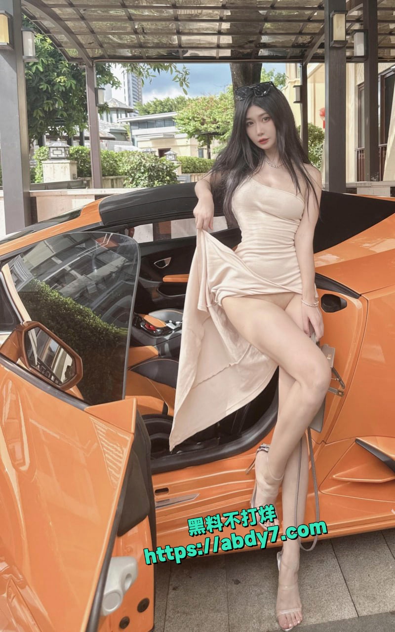 秀人网阿姣三亚游艇私拍流出 2