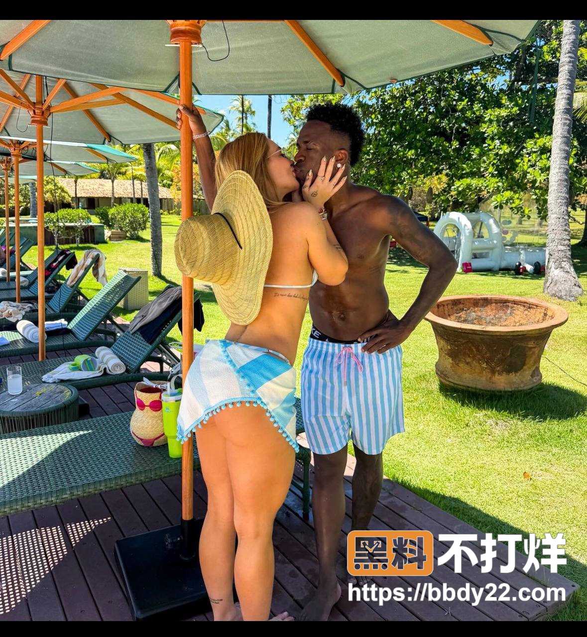 维尼修斯前女友6