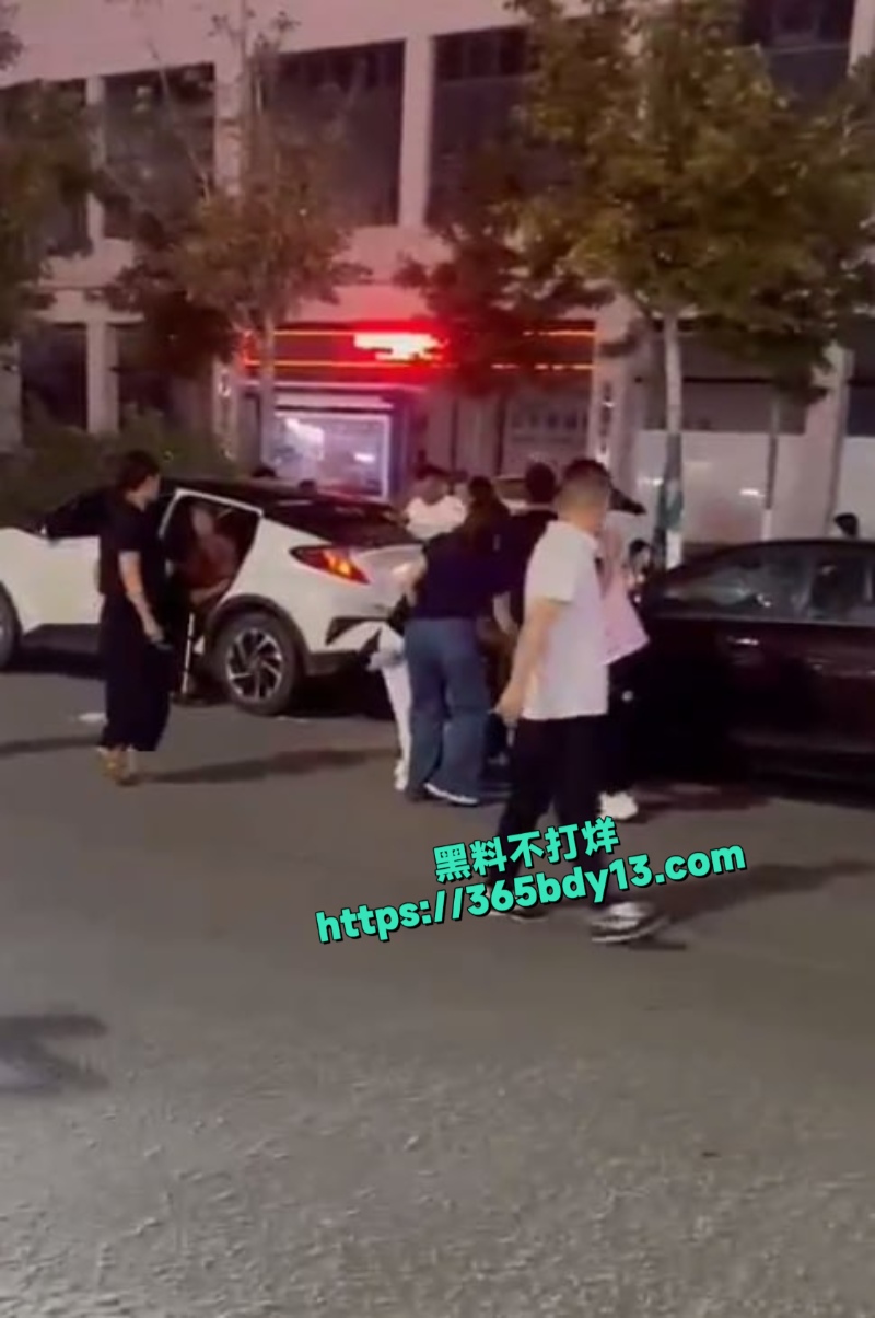 河南商丘万达抓小三4