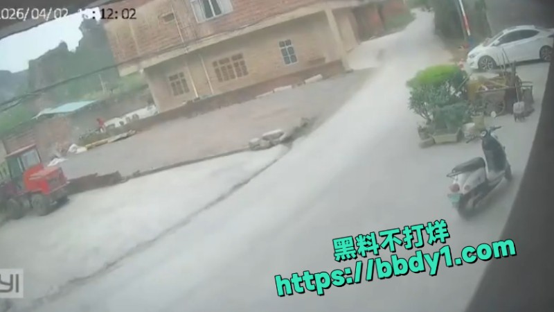 造成大规模爆炸 8
