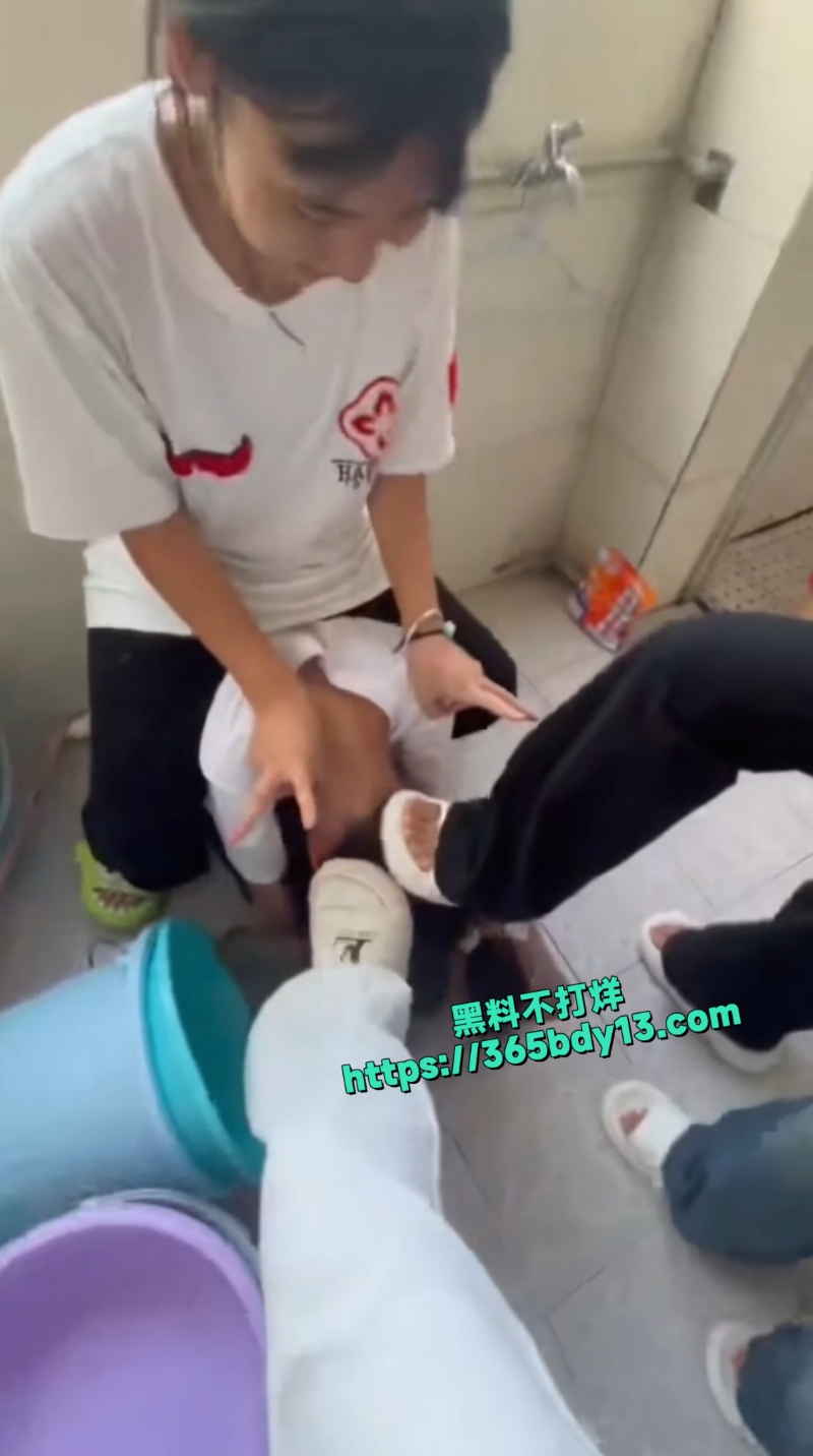广西石桥中学霸凌6