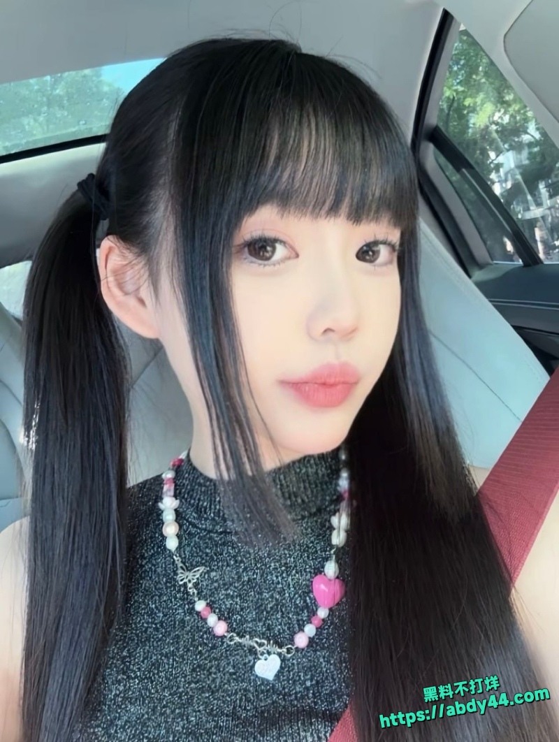 小红书反差颜值博主混乱私生活遭炮友流出 5