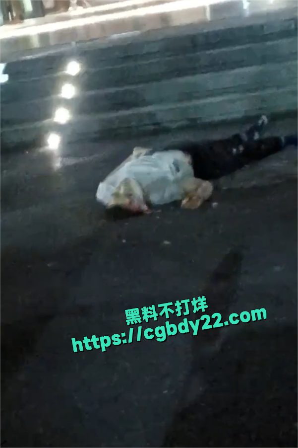 送外卖有人 跳楼6
