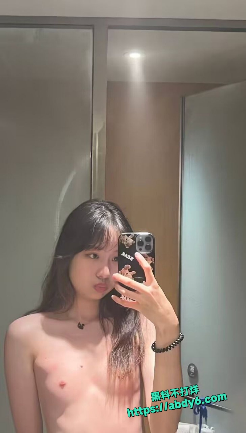 可爱大眼4