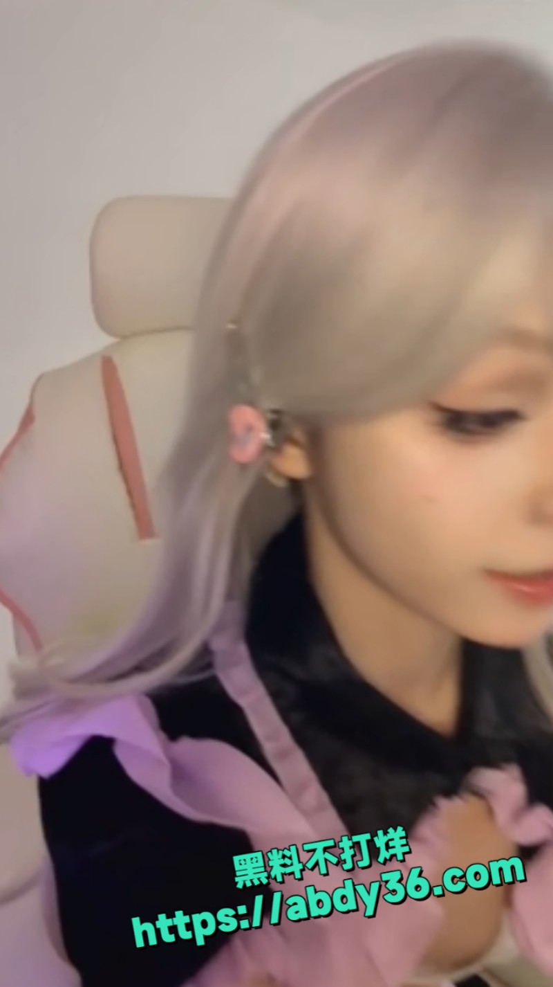 可爱的洛丽塔少女 11