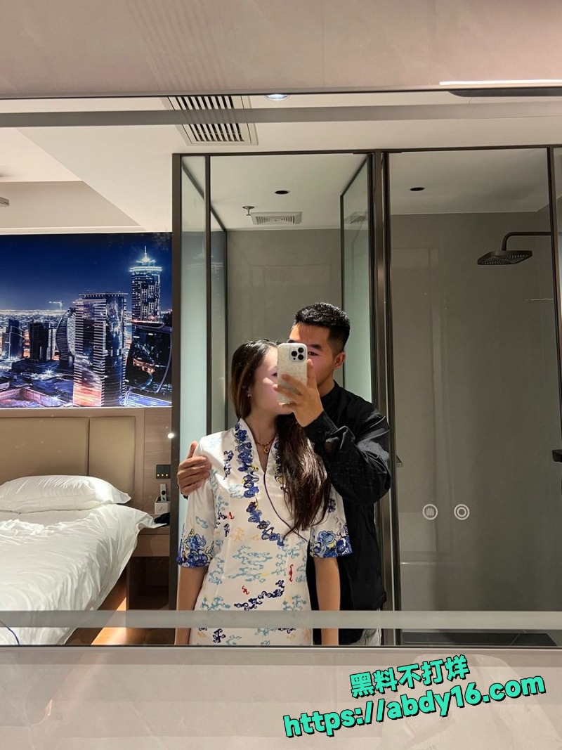 威廉William约炮空姐 1
