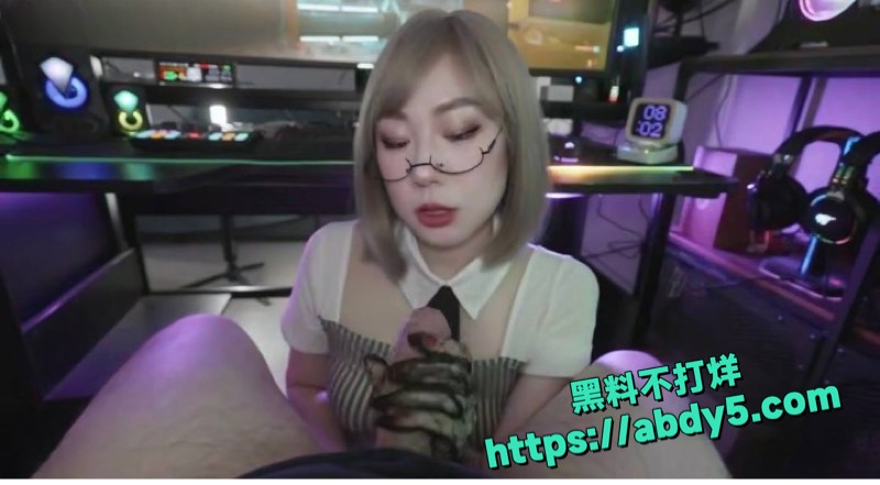 米菲兔网吧电竞陪玩私拍6
