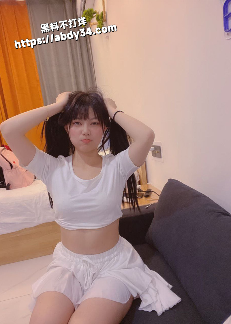 广东大学生 夏晓燕.jpg4