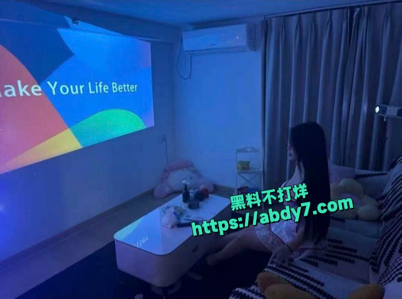 私人影院大战学生嫩妹 7