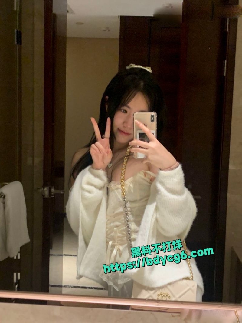 极品反差露脸女神推特网红爱健身撸铁母狗悲哀小狗完整版12.jpg
