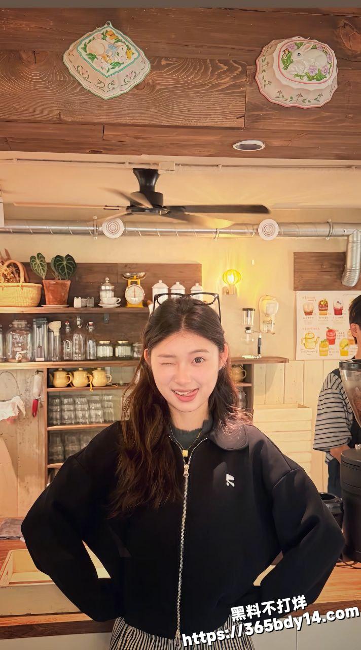 李鑫伊1