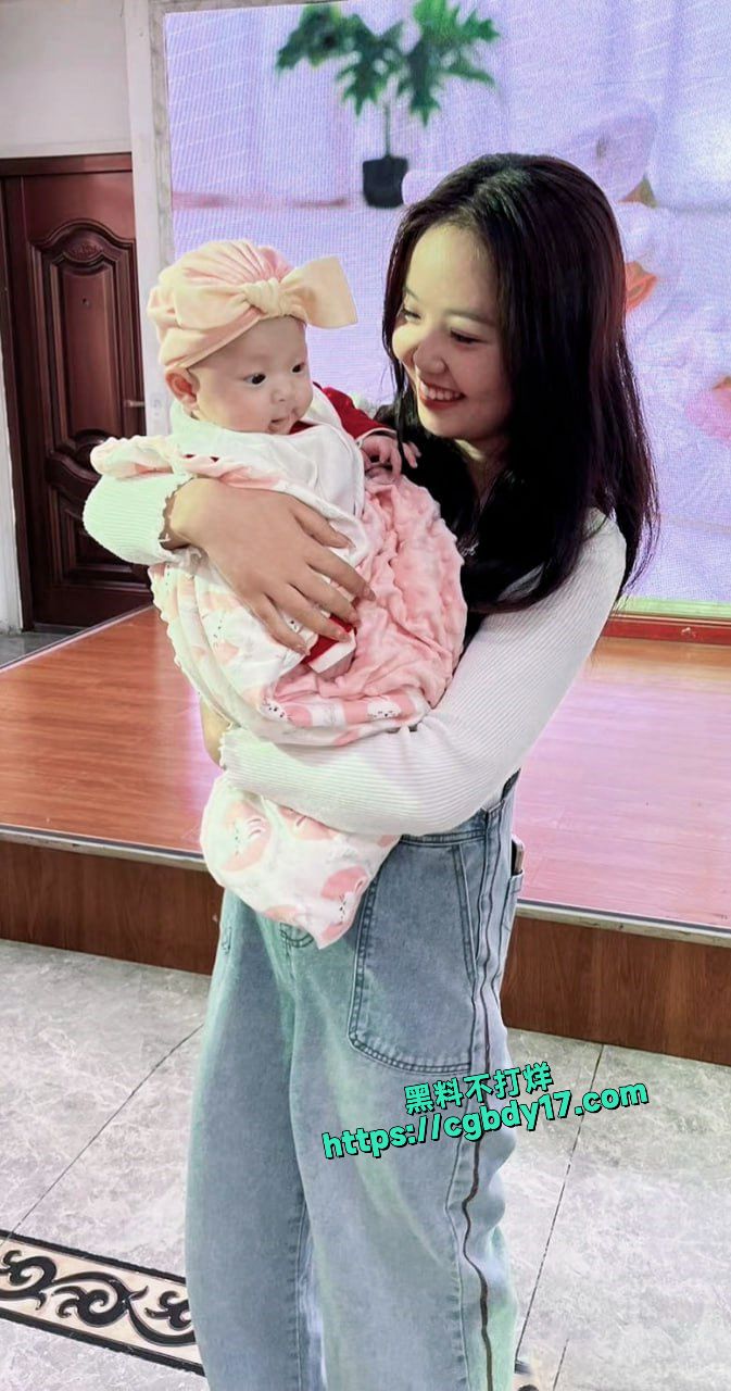 甘肃反差婊眼镜骚妹于雪 自慰抵押视频真情流露32
