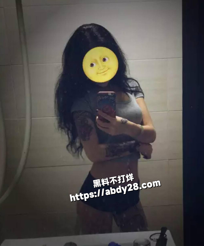 福建 纹身 女DJ 苏卡