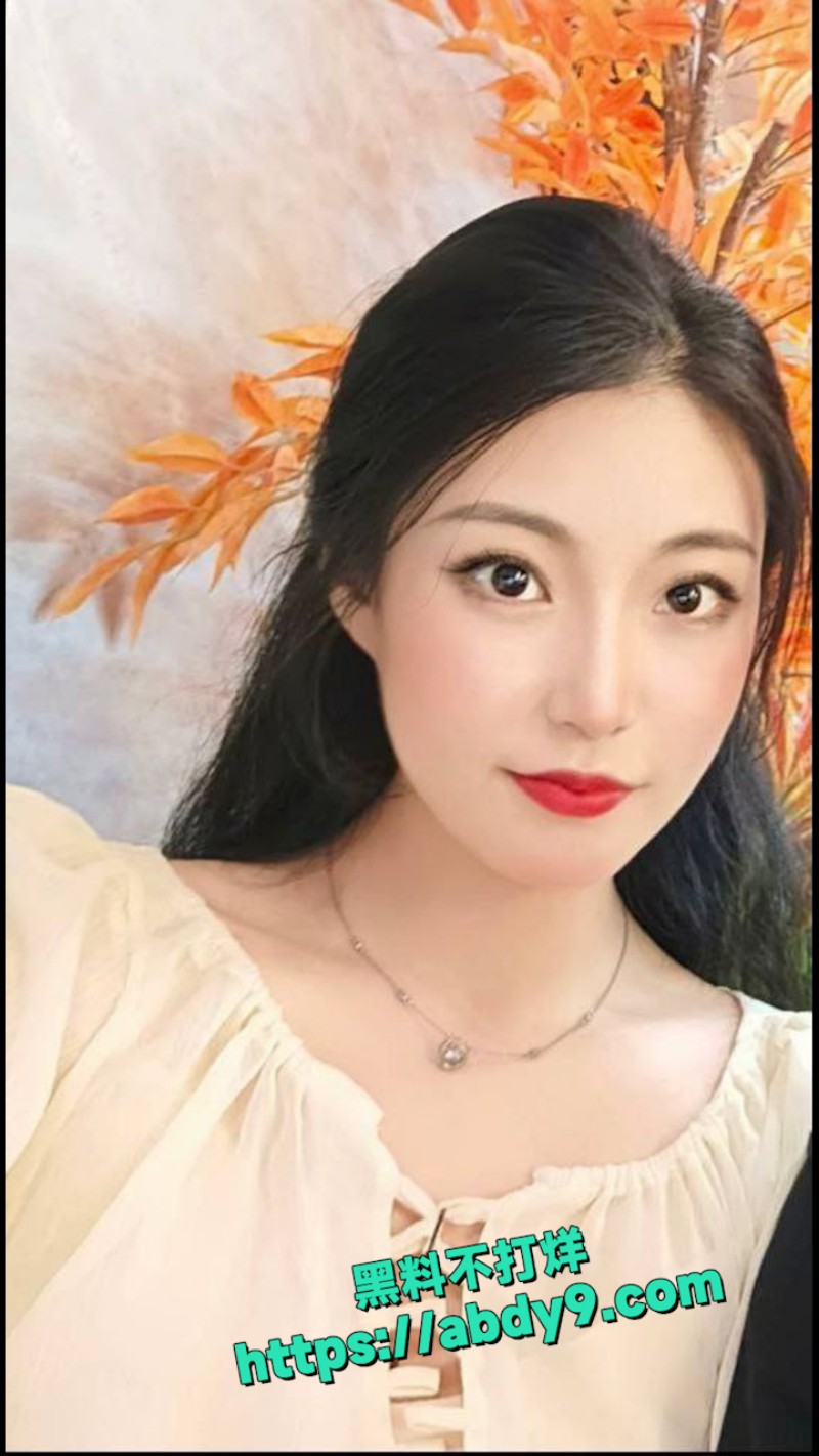 成都西南民族大学研究生李妍瑾 9