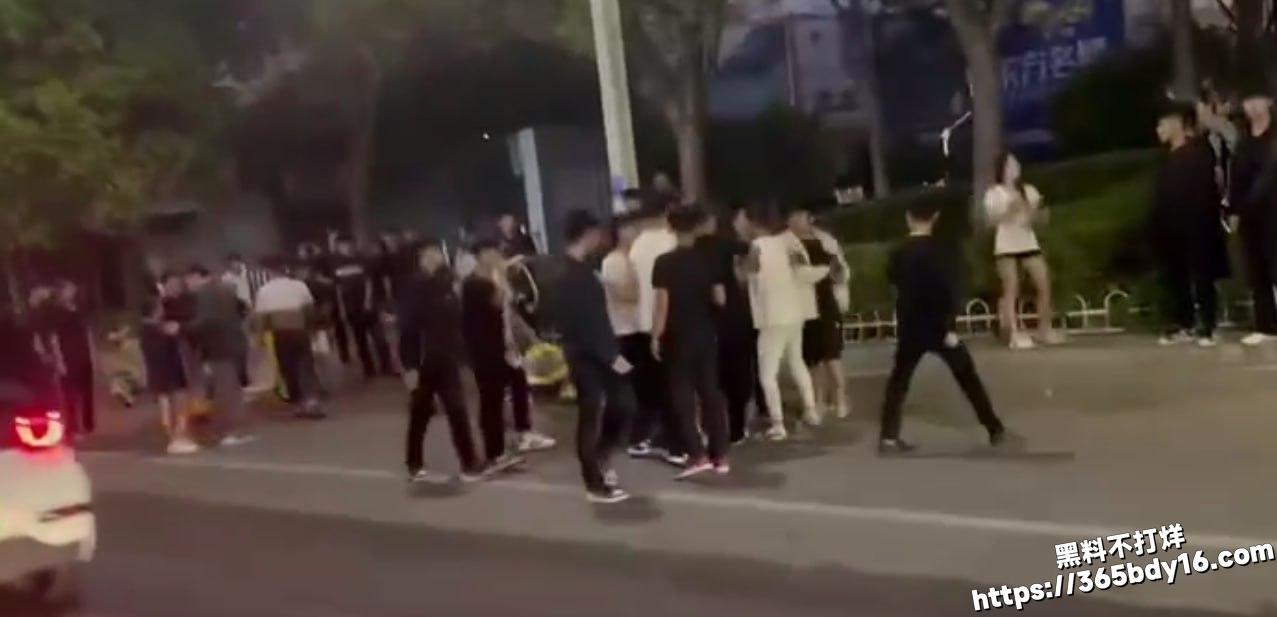 黑丝刀妹砍人6